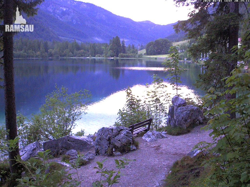 Archived image Webcam Luitpoldweg at lake Hintersee near Ramsau