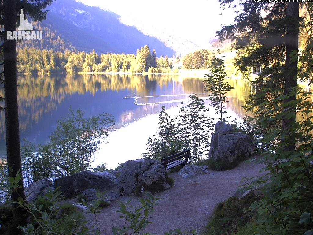 Archived image Webcam Luitpoldweg at lake Hintersee near Ramsau