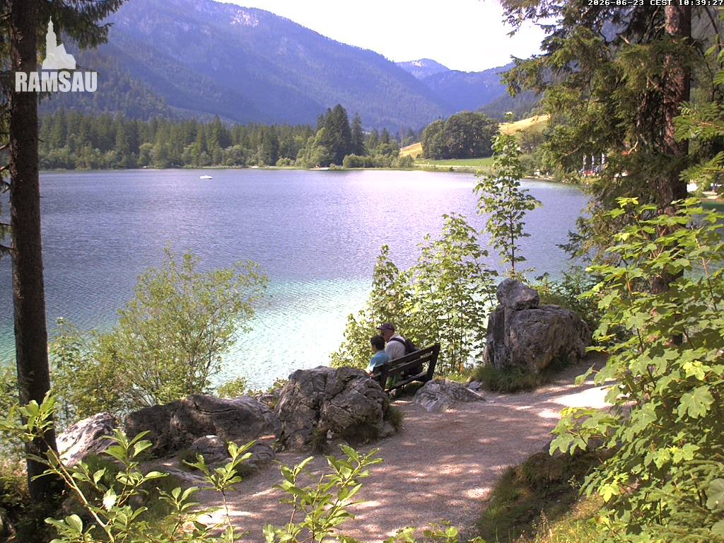 Archived image Webcam Luitpoldweg at lake Hintersee near Ramsau