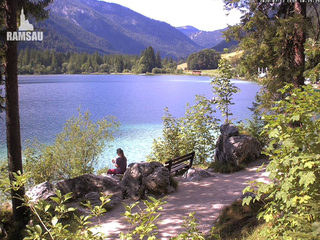 Archived image Webcam Luitpoldweg at lake Hintersee near Ramsau