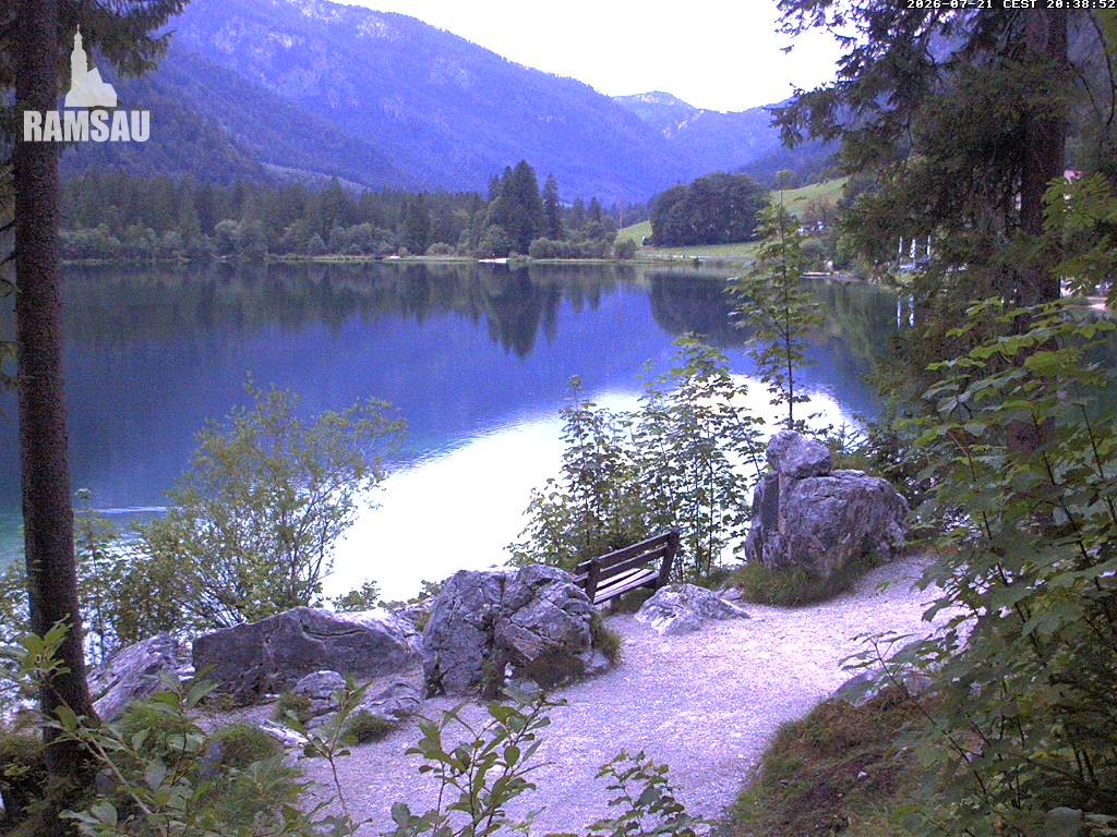 Archived image Webcam Luitpoldweg at lake Hintersee near Ramsau