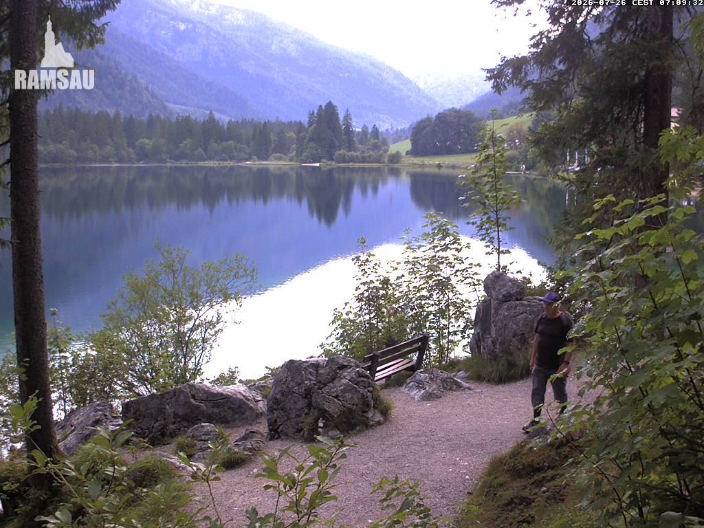 Archived image Webcam Luitpoldweg at lake Hintersee near Ramsau