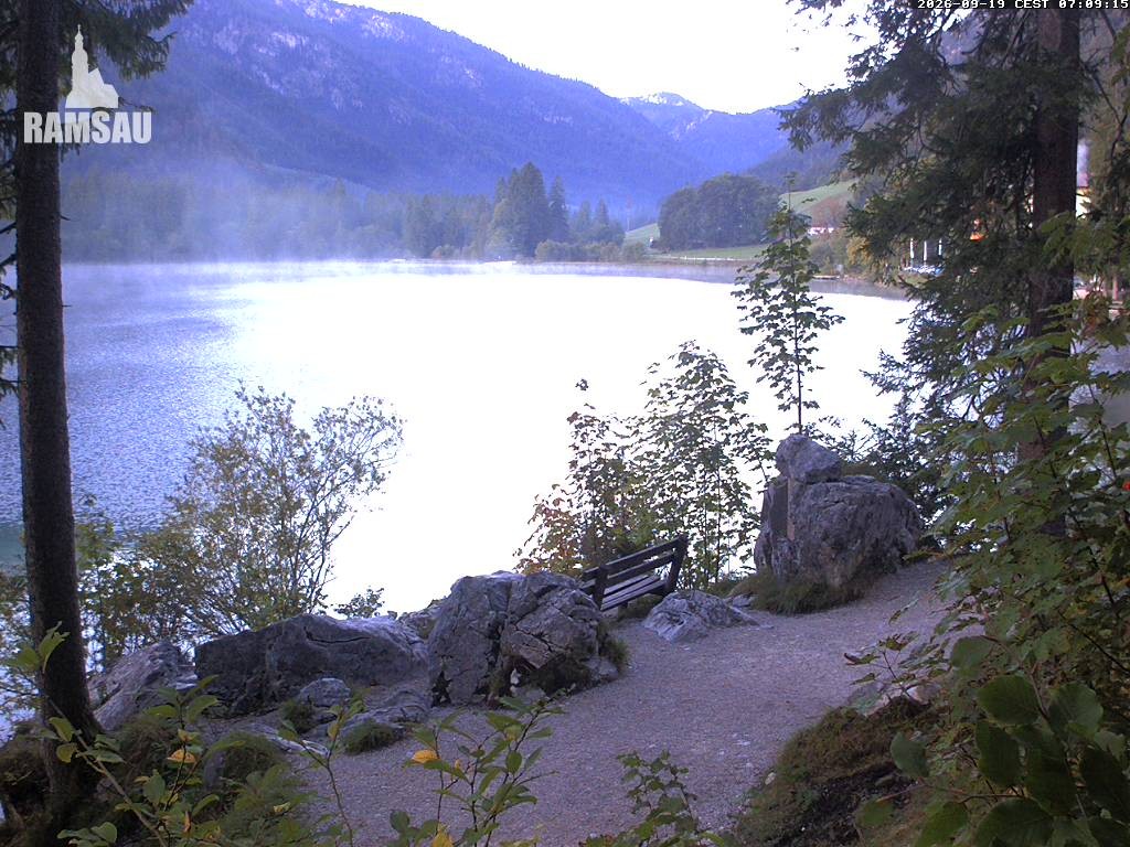 Archived image Webcam Luitpoldweg at lake Hintersee near Ramsau