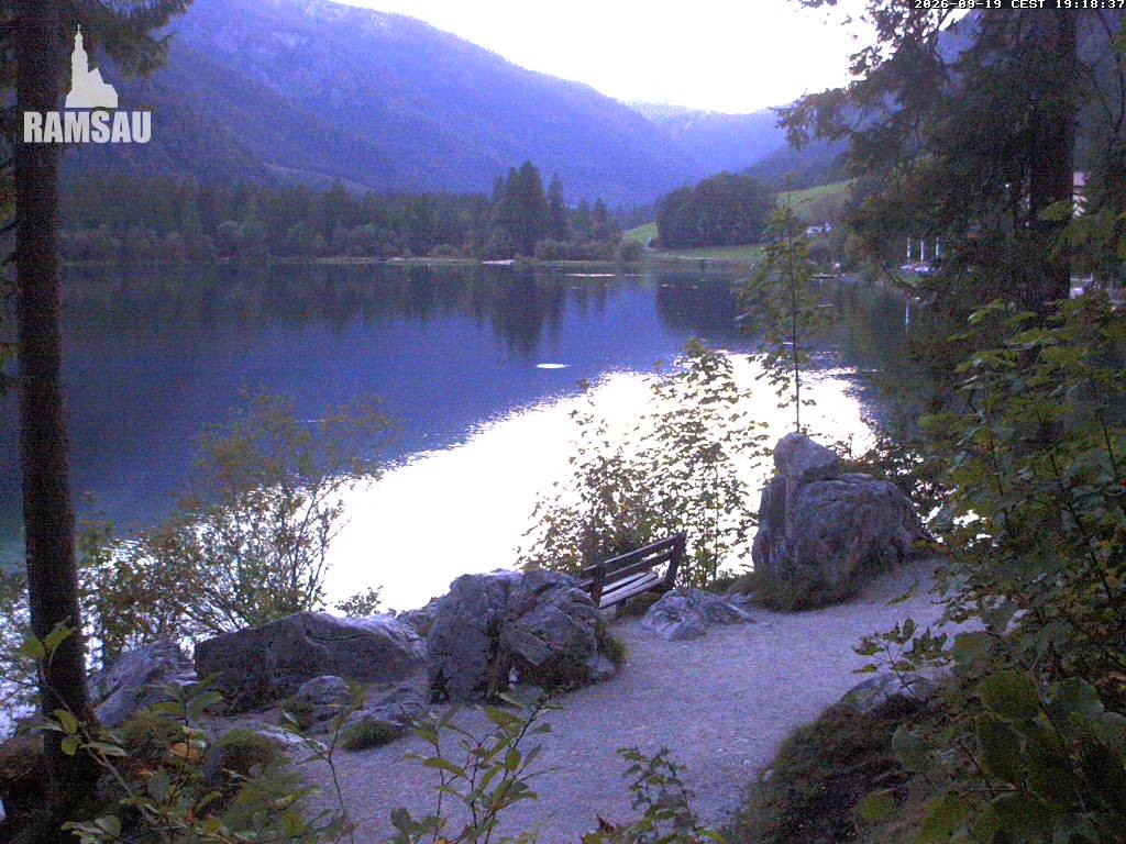 Archived image Webcam Luitpoldweg at lake Hintersee near Ramsau