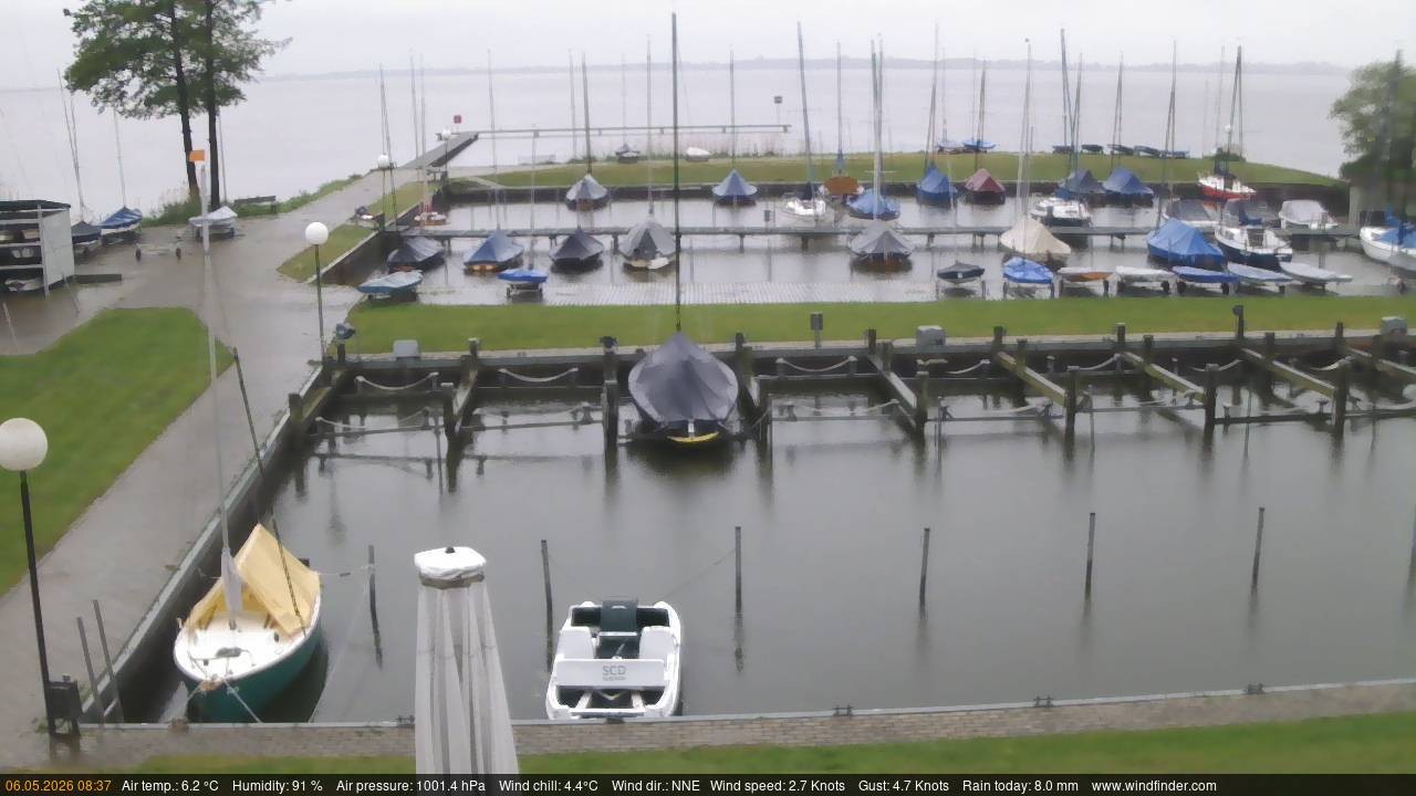 Archived image Webcam Lembruch: View Sailing Club Duemmer