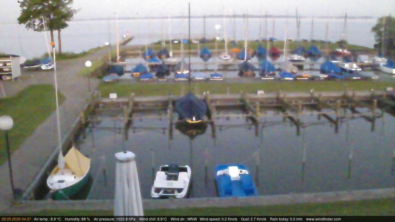 Archived image Webcam Lembruch: View Sailing Club Duemmer