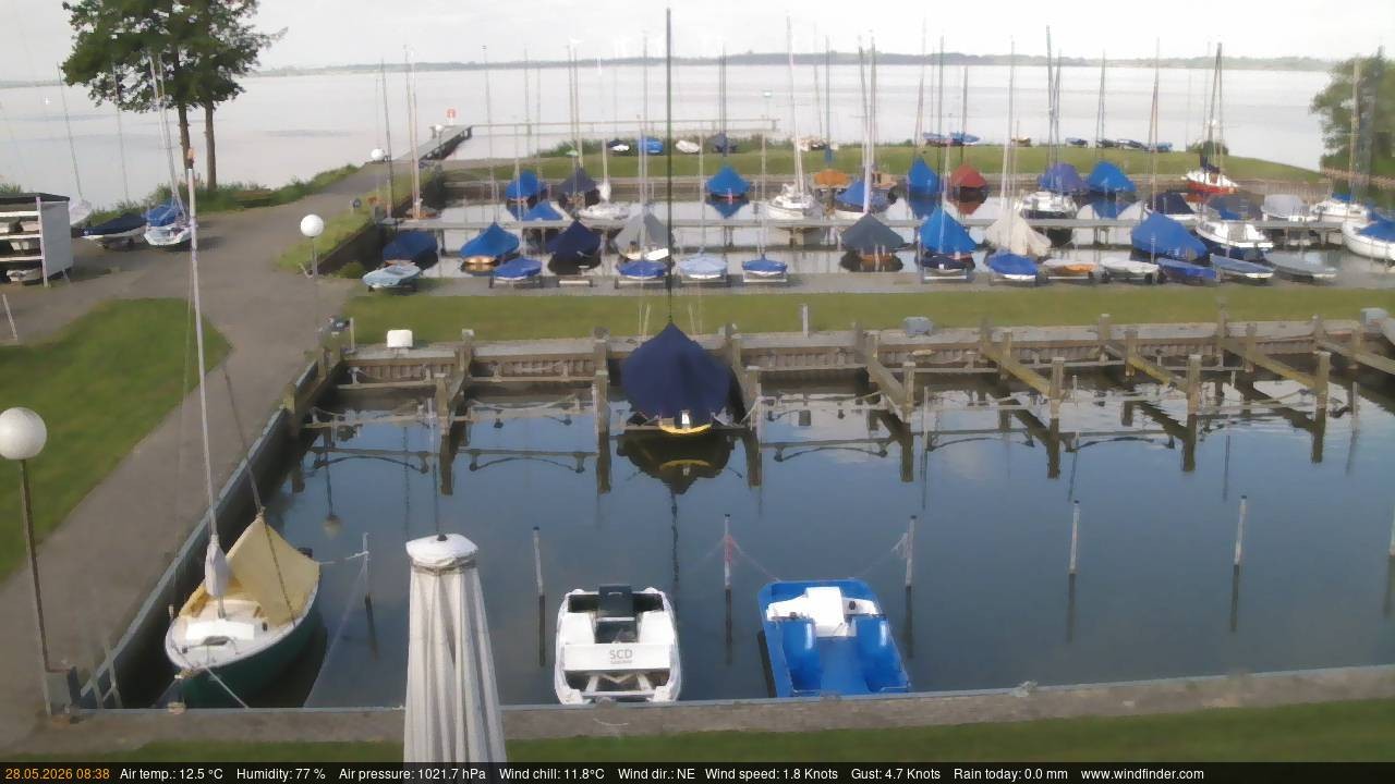 Archived image Webcam Lembruch: View Sailing Club Duemmer
