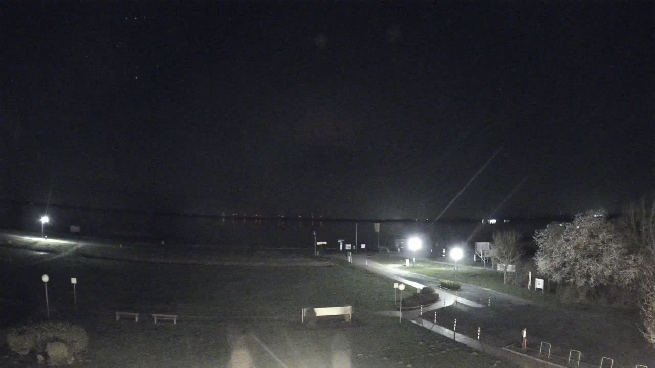 Archived image Webcam Lembruch: Lakeview from Hotel Strandlust