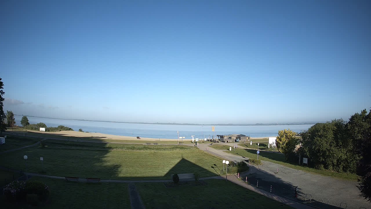 Archived image Webcam Lembruch: Lakeview from Hotel Strandlust
