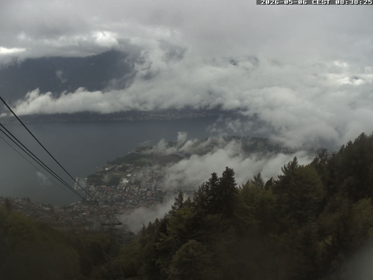Archiv Foto Webcam Cardada: Blick Seilbahn