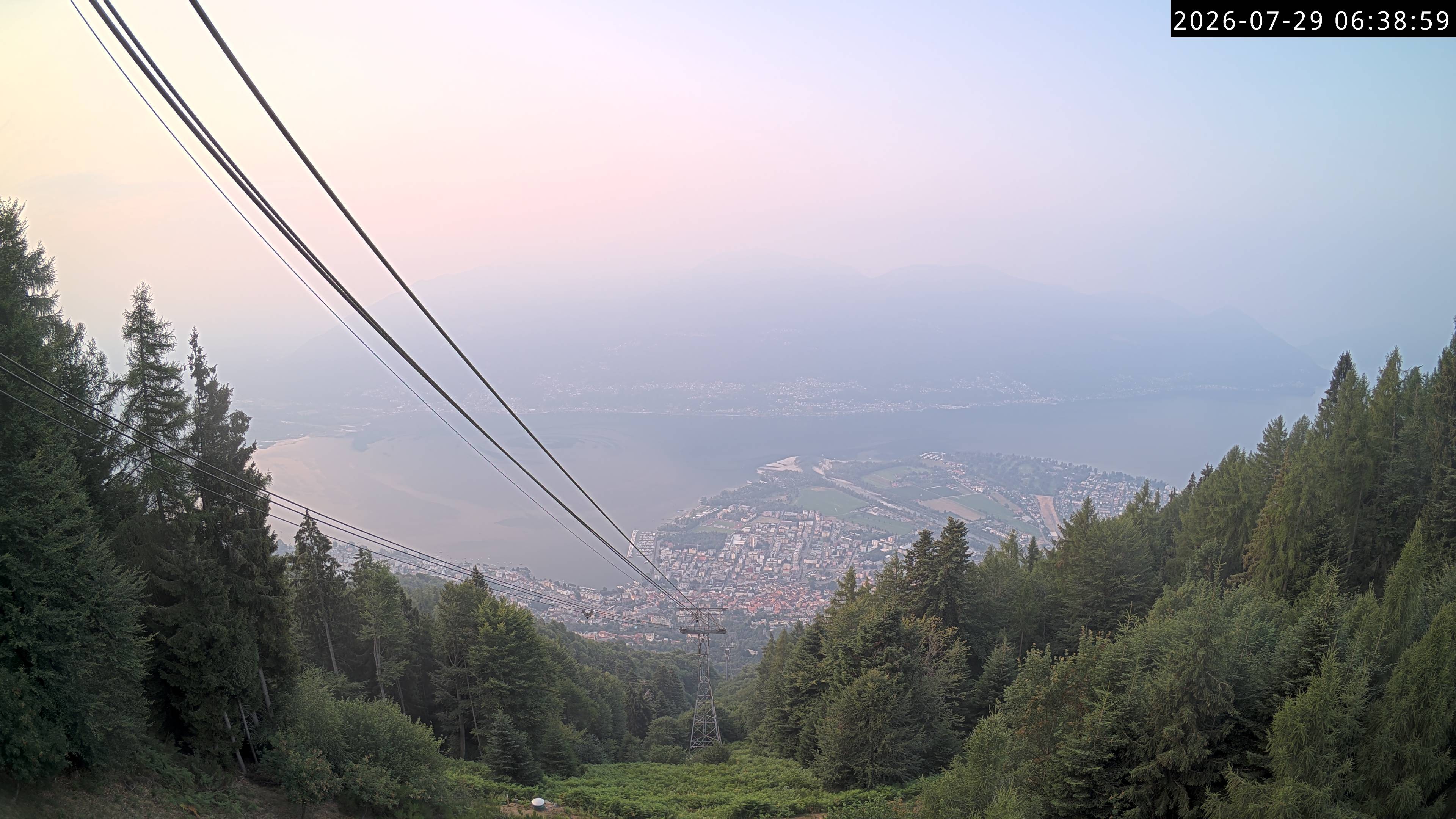 Archiv Foto Webcam Cardada: Blick Seilbahn
