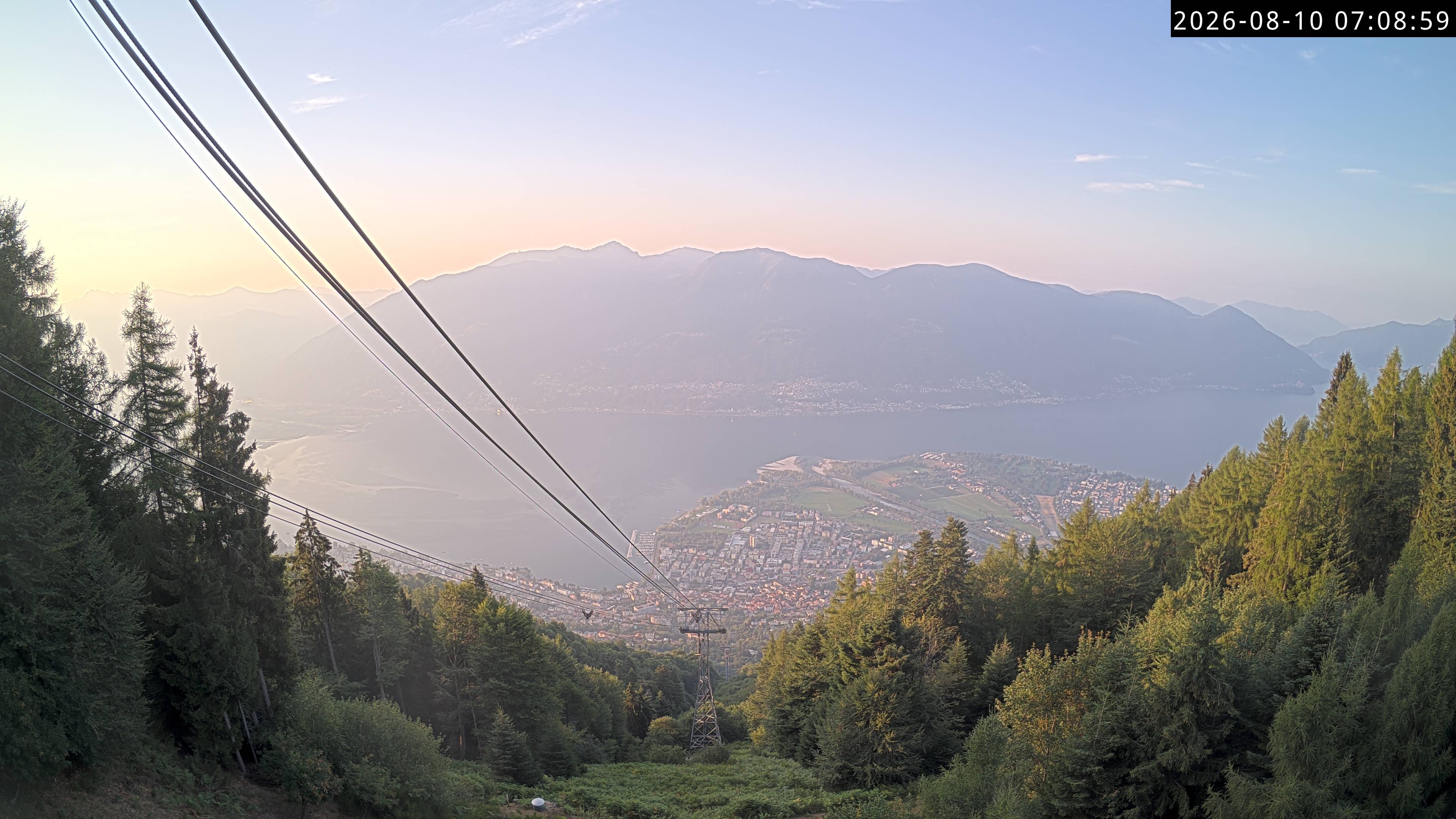 Archived image Webcam Cardada: View Aerialtram