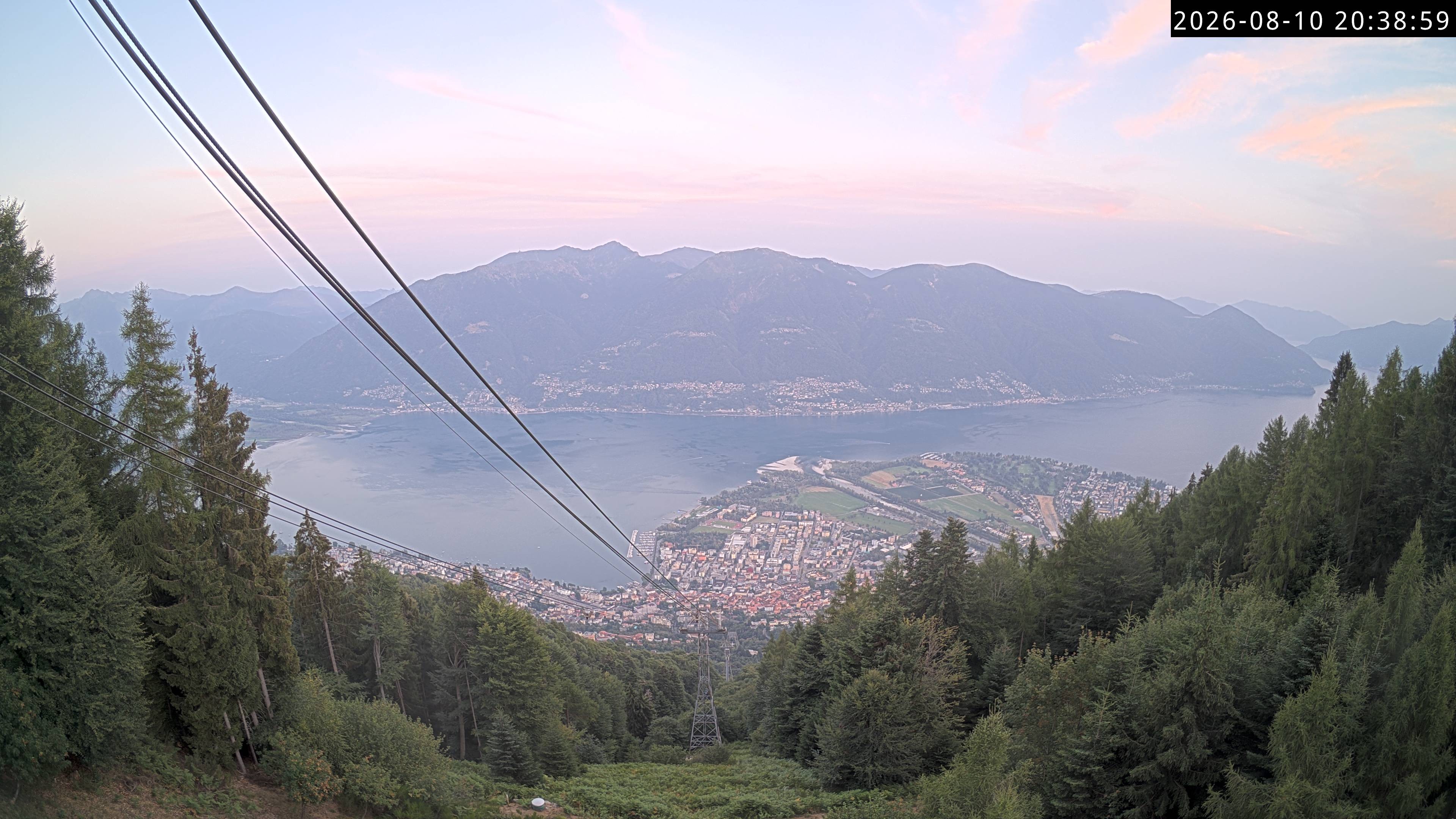 Archived image Webcam Cardada: View Aerialtram