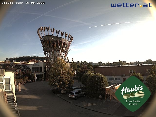Archived image Webcam Bread-World Haubiversum in Petzenkirchen