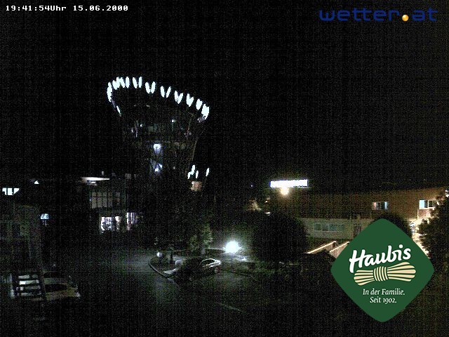 Archived image Webcam Bread-World Haubiversum in Petzenkirchen