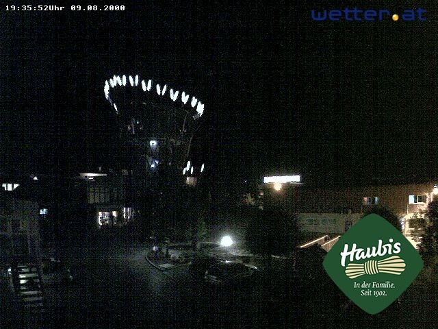 Archived image Webcam Bread-World Haubiversum in Petzenkirchen