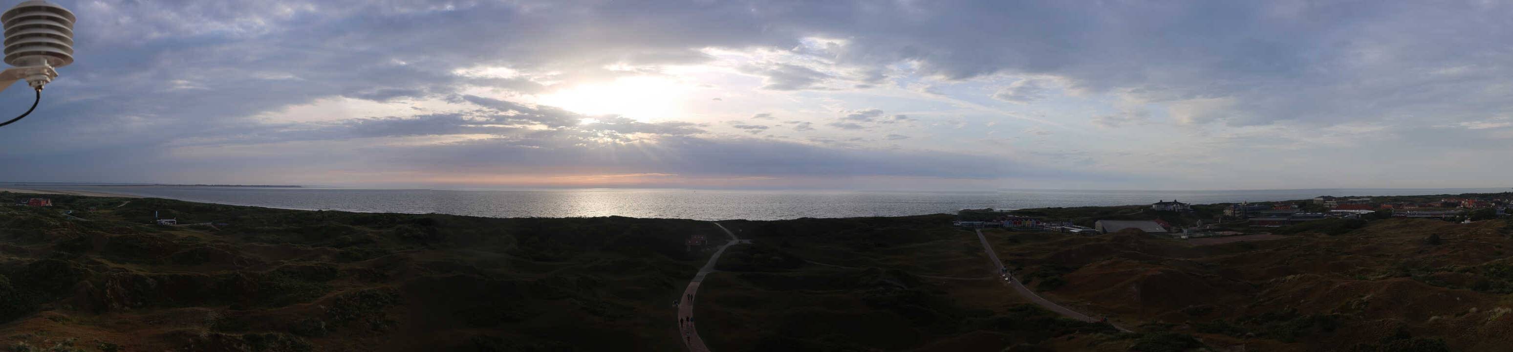 Archiv Foto Webcam Panoramablick über den Badestrand Langeoog