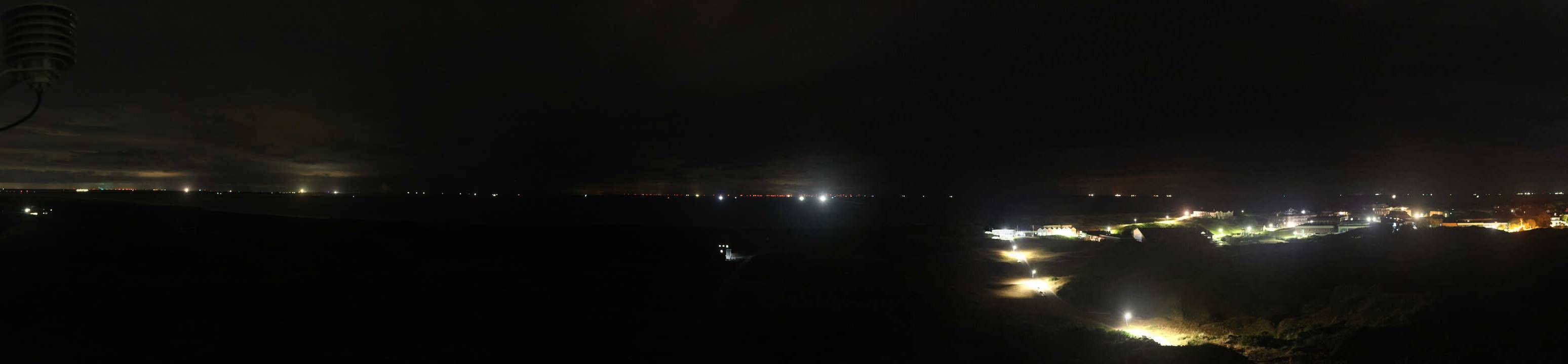 Archived image Webcam Panorama view to the beach of Langeoog