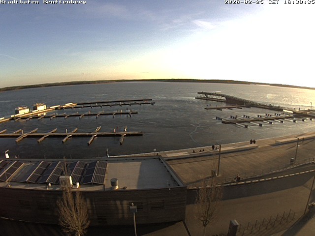 Archiv Foto Webcam Blick auf den Stadthafen und den Senftenberger See