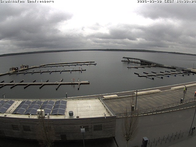 Archiv Foto Webcam Blick auf den Stadthafen und den Senftenberger See