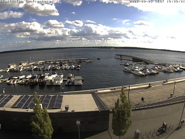 Archiv Foto Webcam Blick auf den Stadthafen und den Senftenberger See
