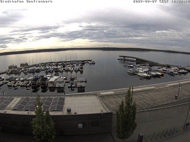 Archiv Foto Webcam Blick auf den Stadthafen und den Senftenberger See