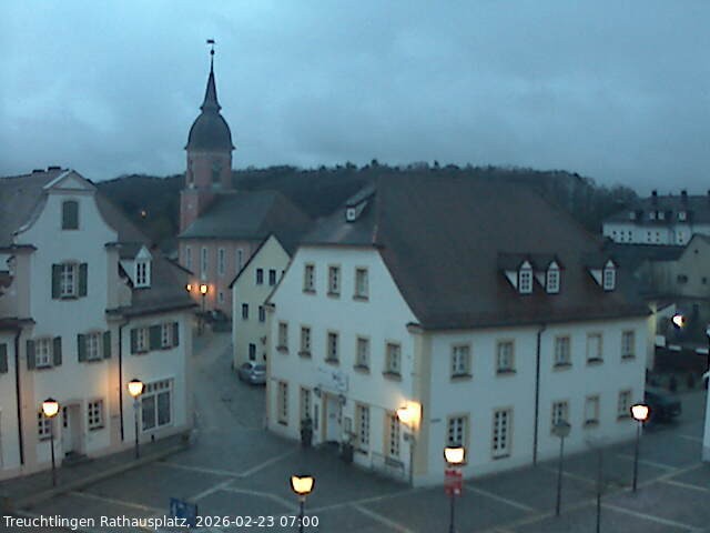 Archiv Foto Webcam Treuchtlingen Rathausplatz