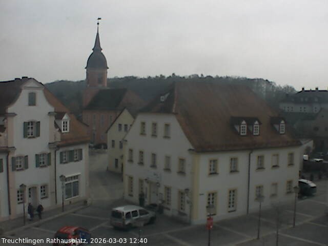 Archiv Foto Webcam Treuchtlingen Rathausplatz