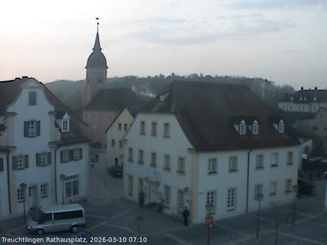 Archiv Foto Webcam Treuchtlingen Rathausplatz