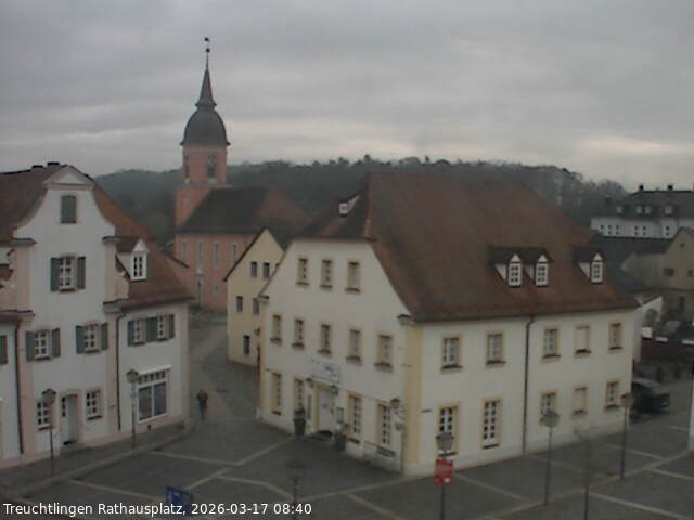Archiv Foto Webcam Treuchtlingen Rathausplatz