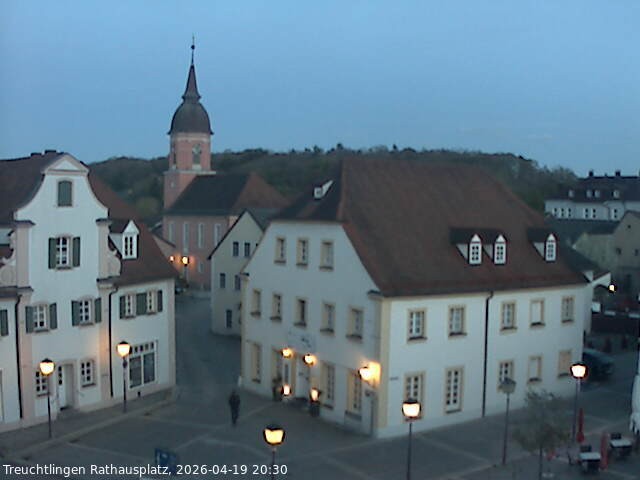 Archiv Foto Webcam Treuchtlingen Rathausplatz