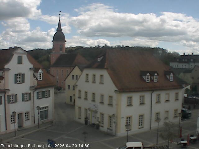 Archiv Foto Webcam Treuchtlingen Rathausplatz
