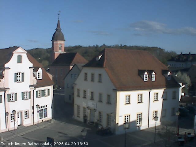 Archiv Foto Webcam Treuchtlingen Rathausplatz