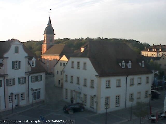 Archiv Foto Webcam Treuchtlingen Rathausplatz