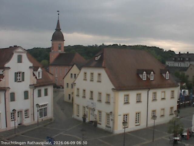 Archiv Foto Webcam Treuchtlingen Rathausplatz