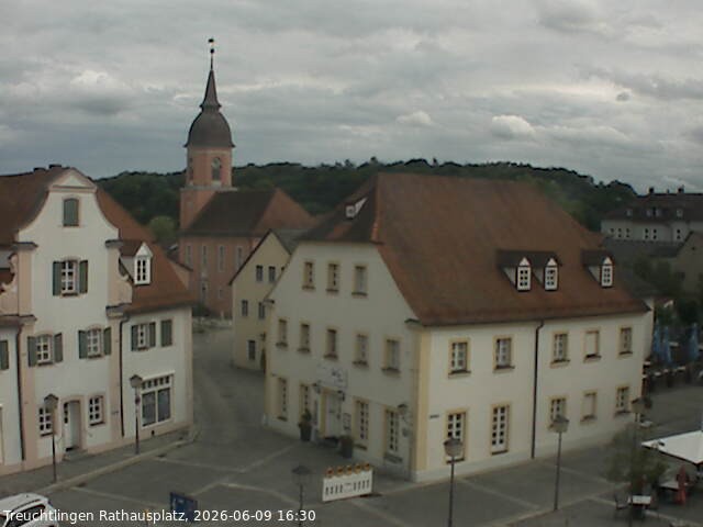 Archiv Foto Webcam Treuchtlingen Rathausplatz