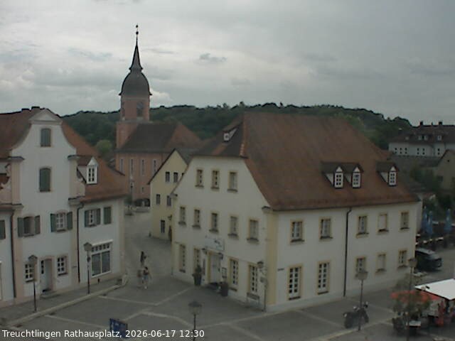 Archiv Foto Webcam Treuchtlingen Rathausplatz
