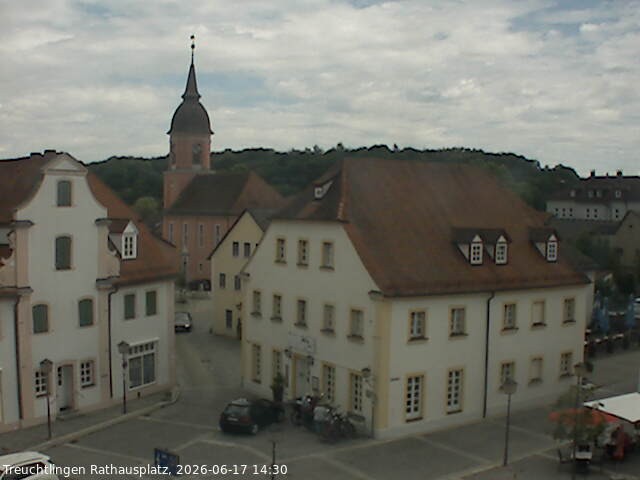 Archiv Foto Webcam Treuchtlingen Rathausplatz