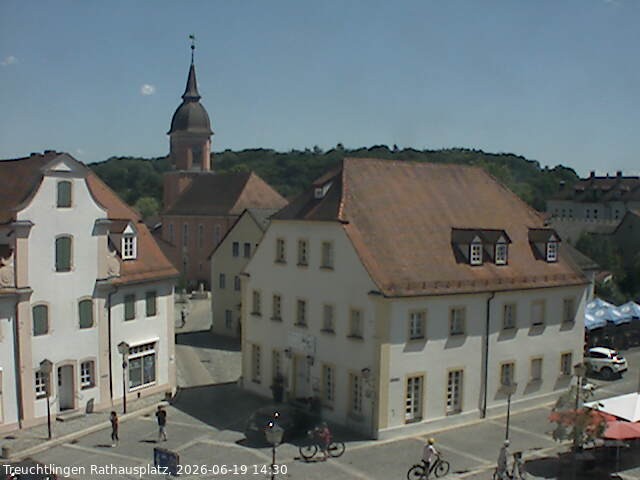 Archiv Foto Webcam Treuchtlingen Rathausplatz