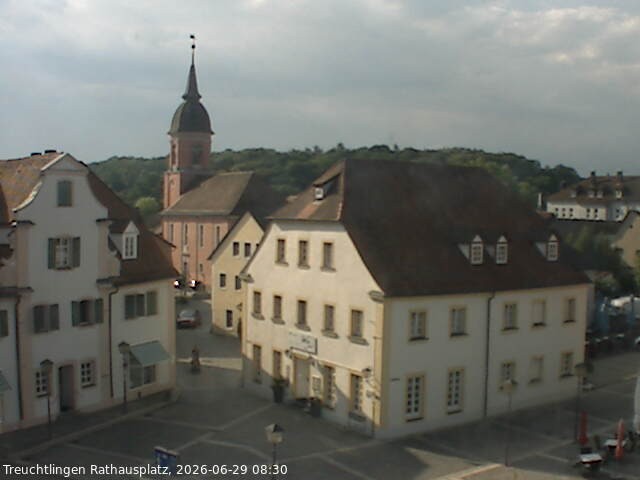 Archiv Foto Webcam Treuchtlingen Rathausplatz