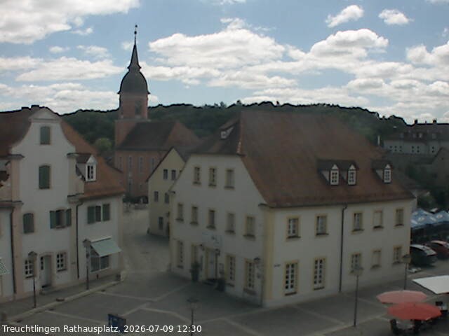 Archiv Foto Webcam Treuchtlingen Rathausplatz