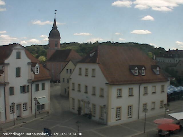 Archiv Foto Webcam Treuchtlingen Rathausplatz