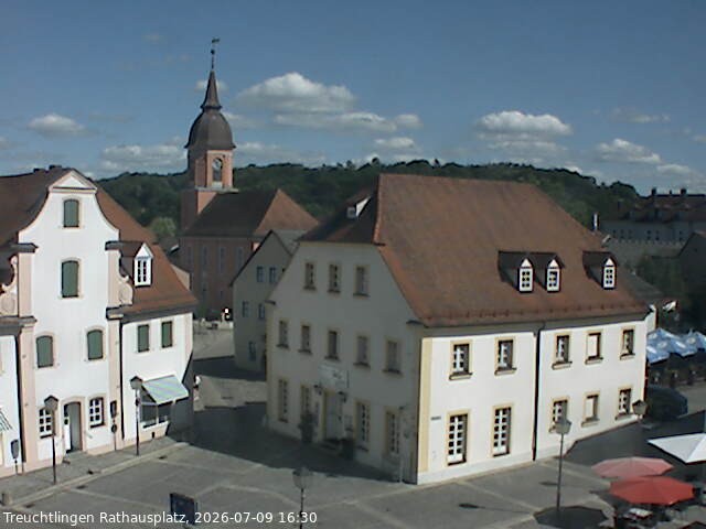 Archiv Foto Webcam Treuchtlingen Rathausplatz