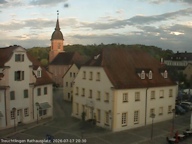 Archiv Foto Webcam Treuchtlingen Rathausplatz