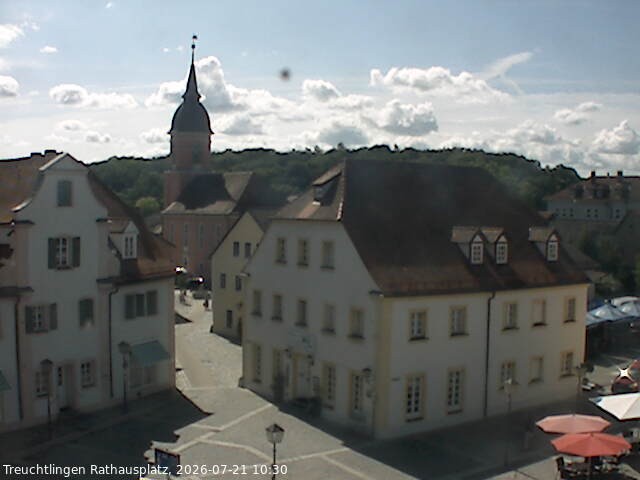 Archiv Foto Webcam Treuchtlingen Rathausplatz