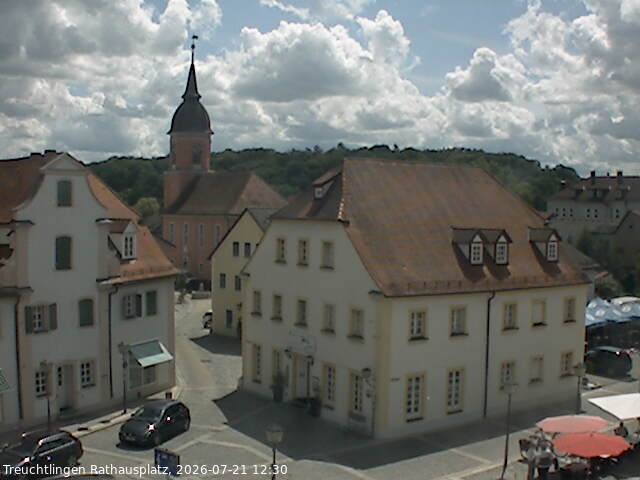Archiv Foto Webcam Treuchtlingen Rathausplatz