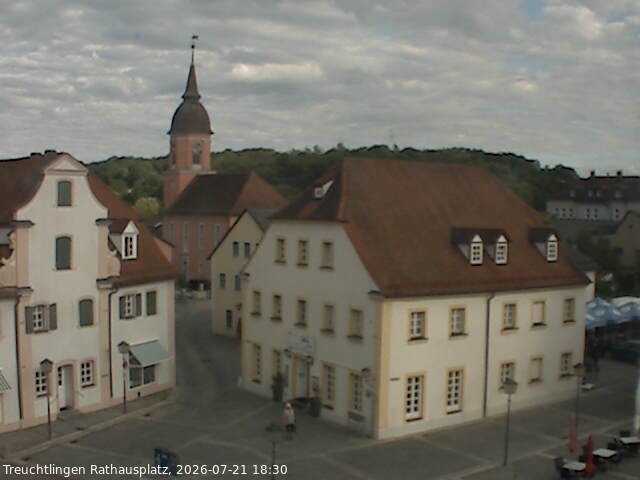 Archiv Foto Webcam Treuchtlingen Rathausplatz