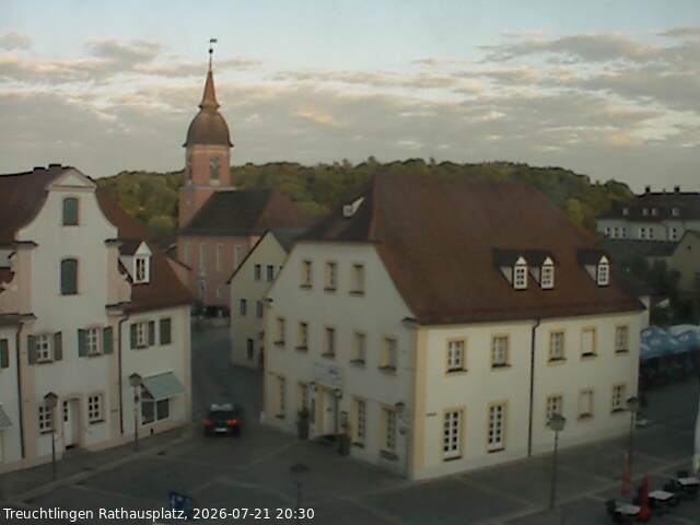 Archiv Foto Webcam Treuchtlingen Rathausplatz