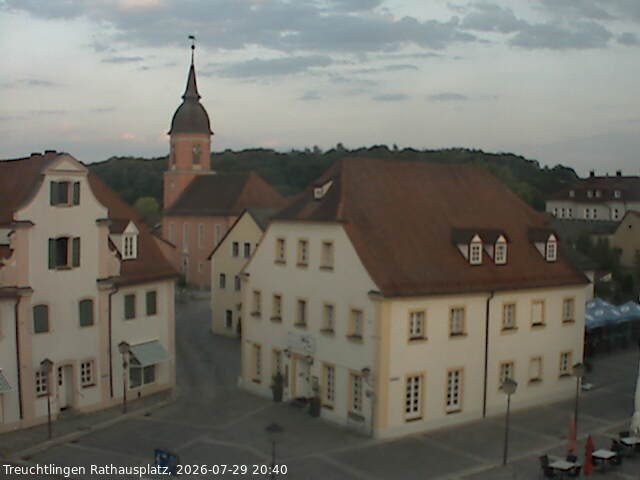 Archiv Foto Webcam Treuchtlingen Rathausplatz