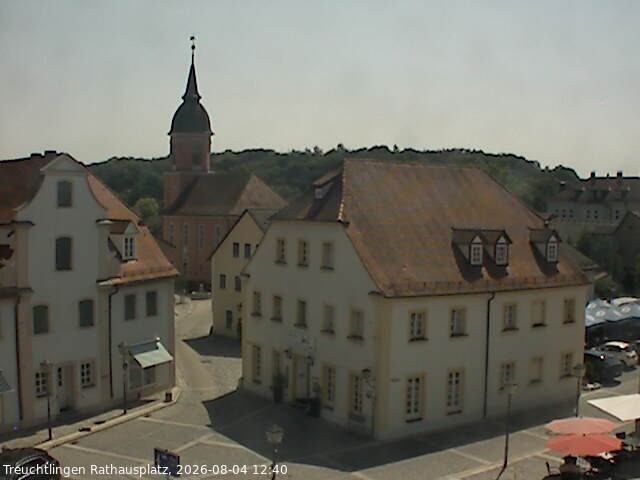 Archiv Foto Webcam Treuchtlingen Rathausplatz